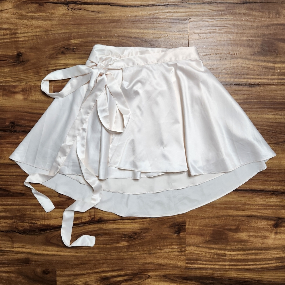 NWOT Shein Cream Self Tie Mini Satin Wrap Skirt Size Small